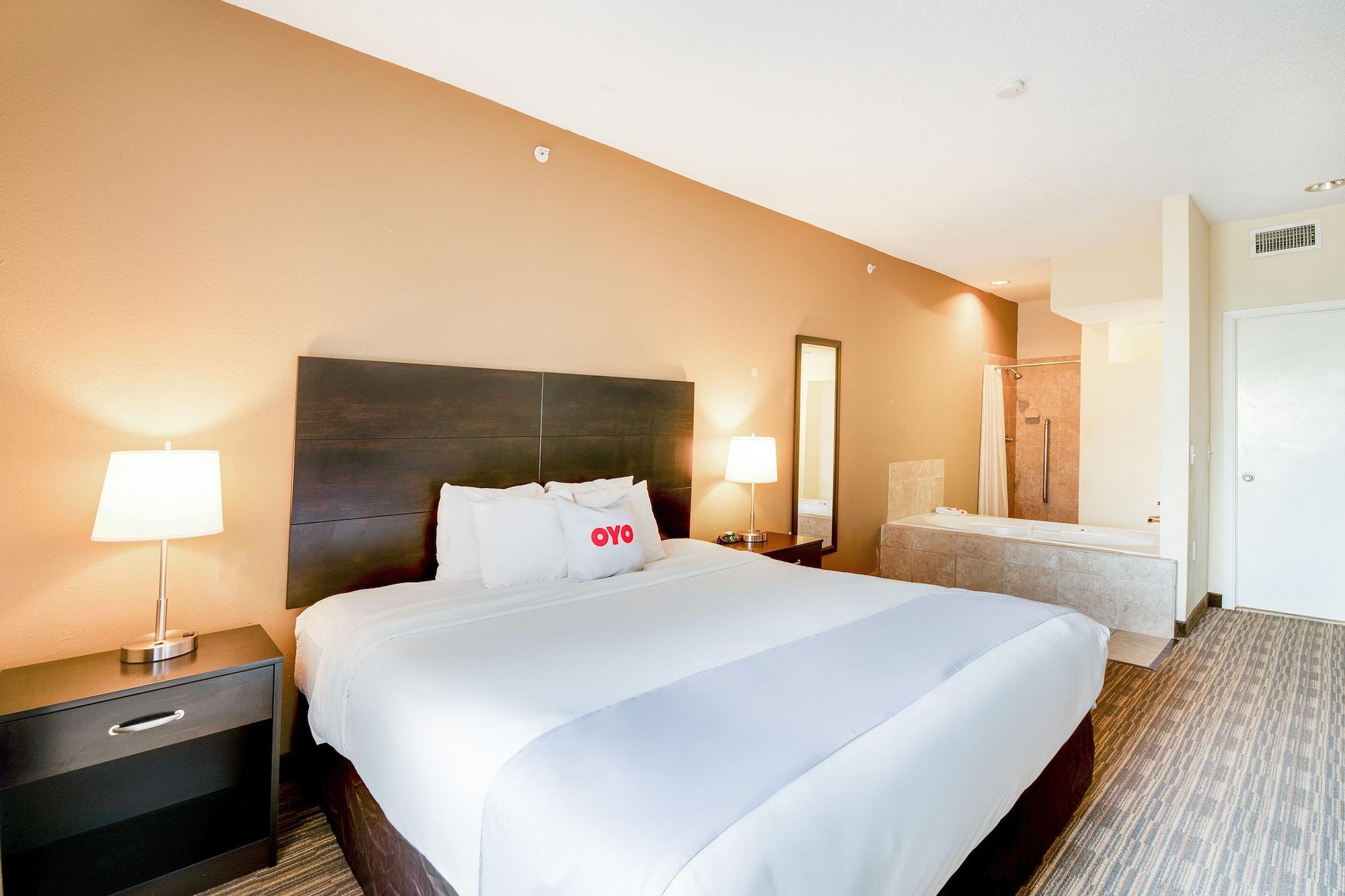 Hotel Baymont By Wyndham Houston North Extérieur photo