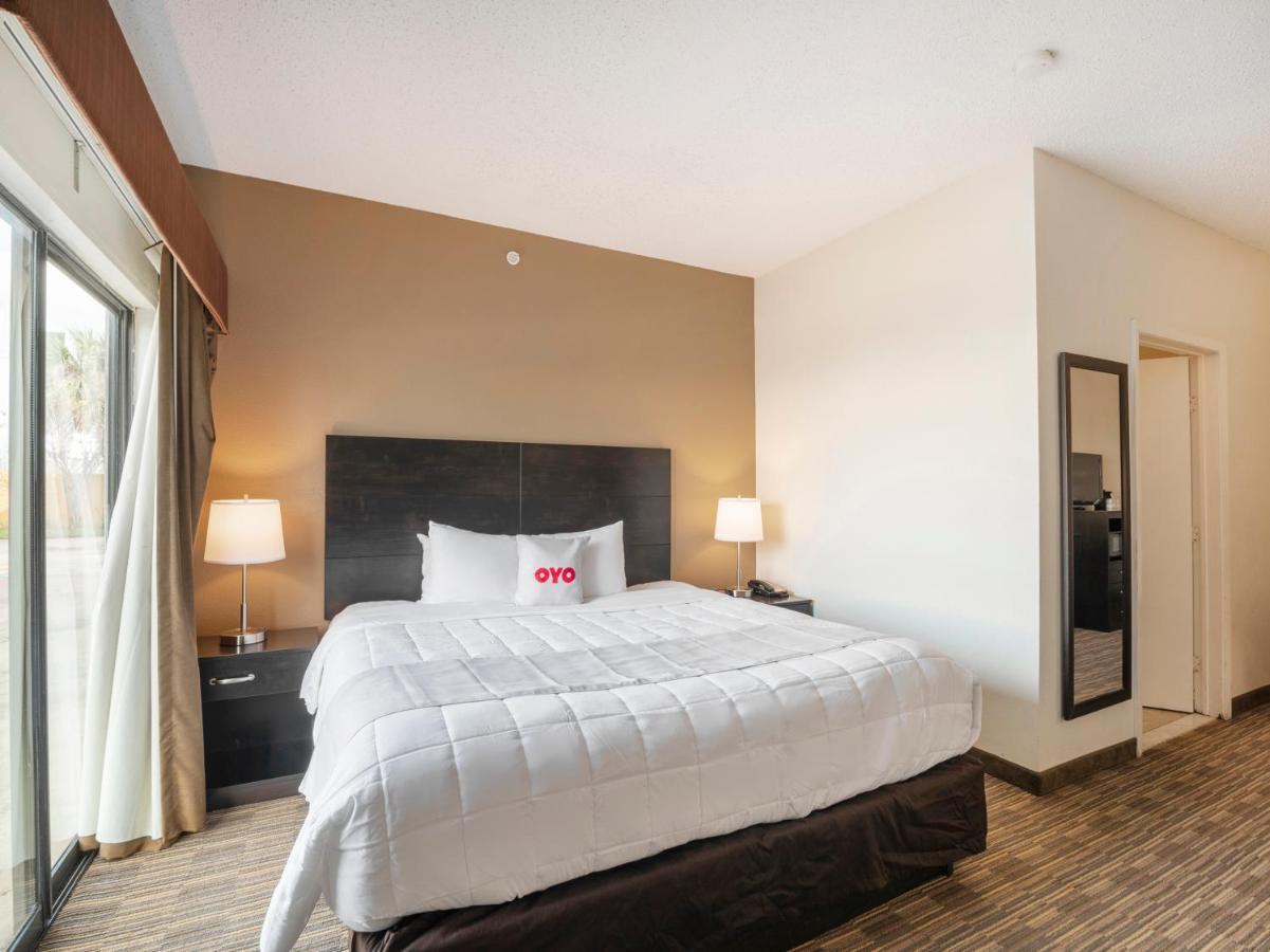 Hotel Baymont By Wyndham Houston North Extérieur photo